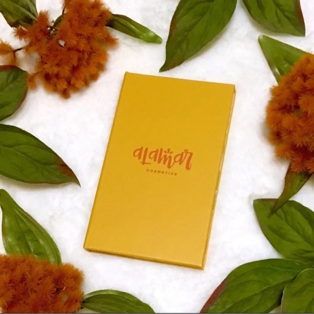 Alamar Cosmetics Reina Del Caribe Vol. 1 Eyeshadow Palette BRAND NEW IN‎ BOX